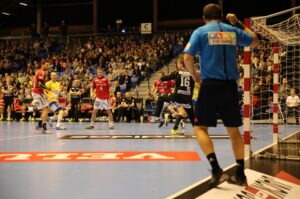 16.11.2014 Aalborg Handball - Vive Tauron Kielce 25:27 / Jarosław Dragan / Radio Kielce