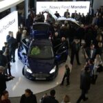 Premiera modeli Forda Focusa i Mondeo w kieleckim salonie / Robert Felczak / Radio Kielce