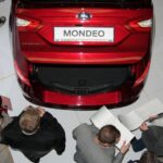 Premiera modeli Forda Focusa i Mondeo w kieleckim salonie / Robert Felczak / Radio Kielce