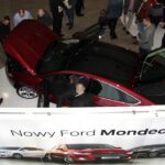 Premiera modeli Forda Focusa i Mondeo w kieleckim salonie / Robert Felczak / Radio Kielce