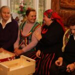 16.11.2014 Darcie pierza w Ciekotach - podtrzymywanie dawnych zwyczajów / Stanisław Blinstrub / Radio Kielce