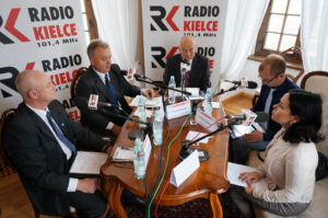 7.11.2014 Sandomierz. Debata kandydatów na burmistrza Sandomierza / Jarosław Dragan / Radio Kielce