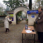 2.11.2014 Sandomierz. Zakończyła się trzydniowa kwesta na zabytkowe nagrobki w Sandomierzu. / Grażyna Szlęzak-Wójcik / Radio Kielce