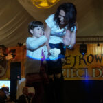 Pokaz mody w Bałtowie / Teresa Czajkowska / Radio Kielce