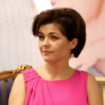 4.11.2014 Podzamcze Chęcińskie. Otwarcie Publicznego Banku Komórek Macierzystych Regionalnego Centrum Naukowo-Technologicznego. W uroczystości uczestniczyła aktorka Katarzyna Cichopek / Stanisław Blinstrub / Radio Kielce