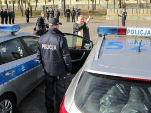 Nowe radiowozy dla świętokrzyskiej policji / Robert Felczak / Radio Kielce