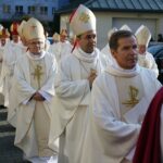 29.11.2014 Ingres bp. Jana Piotrowskiego w bazylice katedralnej. W uroczystości wzięło udział wielu hierarchów kościelnych / Piotr Michalski / Radio Kielce