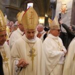 29.11.2014 Ingres bp. Jana Piotrowskiego w bazylice katedralnej. Arcybiskup senior Stranisłąw Szymecki i biskup Marian Florczyk / Piotr Michalski / Radio Kielce