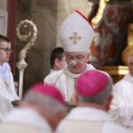 29.11.2014 Ingres bp. Jana Piotrowskiego w bazylice katedralnej. Nuncjusz Apostolski arcybiskup Celestino Migliore / Piotr Michalski / Radio Kielce