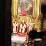 29.11.2014 Ingres bp. Jana Piotrowskiego w bazylice katedralnej. / Piotr Michalski / Radio Kielce