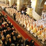 29.11.2014 Ingres bp. Jana Piotrowskiego w bazylice katedralnej. / Piotr Michalski / Radio Kielce