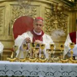 29.11.2014 Ingres bp. Jana Piotrowskiego w bazylice katedralnej. / Piotr Michalski / Radio Kielce