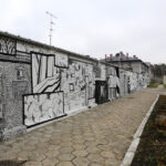 21.11.2014 Kielce. Dramat wolności - wystawa prac wielkoformatowych na murach Aresztu Śledczego w Kielcach. / Wojciech Habdas / Radio Kielce