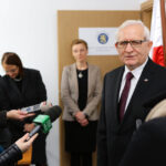 13.11.2014 Kielce. Otwarcie honorowego konsulatu Republiki Finlandii przy ul. Szkolnej / Wojciech Habdas / Radio Kielce