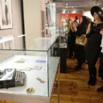 13.11.2014 Kielce. Wernisaż wystawy „Śniadanie u Tiffany’ego – moda jak biżuteria”. / Wojciech Habdas / Radio Kielce