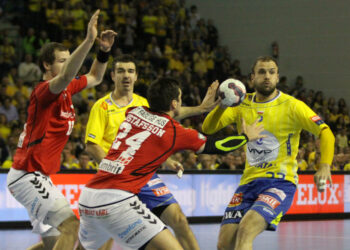 6. kolejka Ligi Mistrzów piłkarzy ręcznych: Vive Tauron Kielce - Aalborg Handball / Kamil Król / Radio Kielce