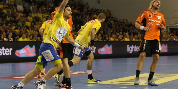 30.11.2014 Vive Tauron Kielce - SUI Kadetten Schaffhausen / Stanisław Blinstrub / Radio Kielce