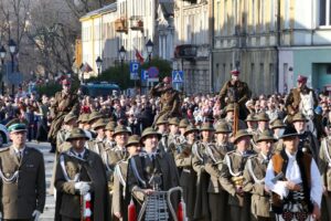 11.11.2014 Obchody Dnia Niepodległości w Kielcach. / Stanisław Blinstrub / Radio Kielce