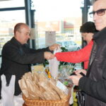 Przedświąteczny kiermasz w kieleckim hotelu Grand  (20 grudnia 2014) / Krzysztof Żołądek / Radio Kielce