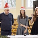 19.12.2014 Wspólne kolędowanie w 4 Liceum Ogólnokształcącym / Stanisław Blinstrub / Radio Kielce