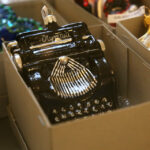 Niezwykła wystawa bombek w BWA (2 grudnia 2014 r.) / Piotr Michalski / Radio Kielce