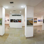 3.12.2014 Kielce. BWA Wystawa zdjęć XVI Międzynarodowego Biennale Krajobrazu „Definicja Przestrzeni/Space Definition” / Wojciech Habdas / Radio Kielce