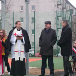 8.12.2014 Kielce. Przy gimnazjum nr 3 w Kielcach oficjalnie otwarto nowe boiska do gry w piłkę ręczną, koszykówkę, siatkówkę oraz tenisa ziemnego. / Robert Szumielewicz / Radio Kielce