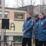 8.12.2014 Kielce. Przy gimnazjum nr 3 w Kielcach oficjalnie otwarto nowe boiska do gry w piłkę ręczną, koszykówkę, siatkówkę oraz tenisa ziemnego. / Robert Szumielewicz / Radio Kielce