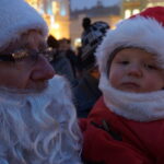 Na kieleckim Rynku rozbłysła choinka / Kamil Król / Radio Kielce