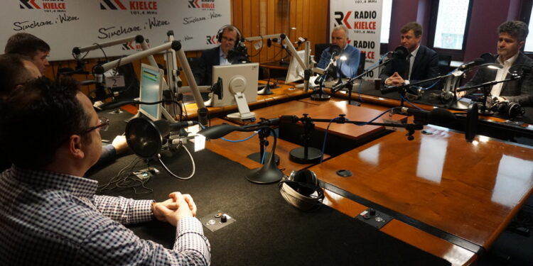 Studio Polityczne Radia Kielce (07.12.2014) / Kamil Król / Radio Kielce