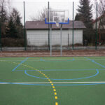 8.12.2014 Kielce. Przy gimnazjum nr 3 w Kielcach oficjalnie otwarto nowe boiska do gry w piłkę ręczną, koszykówkę, siatkówkę oraz tenisa ziemnego. / Kamil Król / Radio Kielce