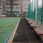 8.12.2014 Kielce. Przy gimnazjum nr 3 w Kielcach oficjalnie otwarto nowe boiska do gry w piłkę ręczną, koszykówkę, siatkówkę oraz tenisa ziemnego. / Kamil Król / Radio Kielce