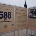 586 dni stanu wojennego. Wystawa na kieleckim Rynku / Kamil Król / Radio Kielce