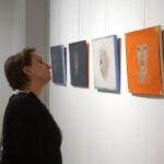 12.12.2014 Kielce. W Biurze Wystaw Artystycznych można oglądać dwie wystawy zbiorowe. / Marlena Płaska / Radio Kielce