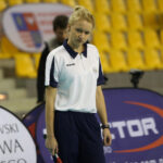 15. kolejka PlusLigi siatkarzy Effector Kielce - Politechnika Warszawa. Sędzia liniowy Magdalena Chojnecka z Kielc / Kamil Król / Radio Kielce