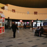 Na dworcu PKS w Kielcach pasażerowie marzną / Kamil Król / Radio Kielce