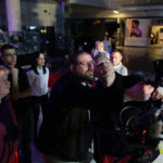 21.11.2014 Kielce. Dziennikarze Radia Kielce, wraz z Olkiem Klepaczem nagrywali teledysk do tegorocznej Pastorałki. / Wojciech Habdas / Radio Kielce