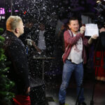 21.11.2014 Kielce. Dziennikarze Radia Kielce, wraz z Olkiem Klepaczem nagrywali teledysk do tegorocznej Pastorałki. / Wojciech Habdas / Radio Kielce