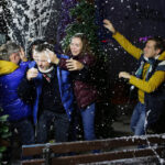 21.11.2014 Kielce. Dziennikarze Radia Kielce, wraz z Olkiem Klepaczem nagrywali teledysk do tegorocznej Pastorałki. / Wojciech Habdas / Radio Kielce