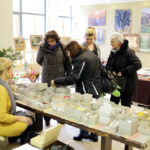 6.12.2014 Kielce. Mikołajkowa giełda prac plastycznych / Wojciech Habdas / Radio Kielce