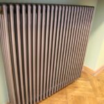 03.12.2014 Remont WDK - kaloryfery stylizowane na te wyprodukowane w okresie międzywojennym w Hucie Ludwików w Kielcach / Stanisław Blinstrub / Radio Kielce