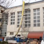 03.12.2014 Remont WDK -na dziedzińcu do wymiany pozostały jeszcze największe okna / Stanisław Blinstrub / Radio Kielce