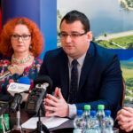 Konferencja prasowa prezydenta Skarżyska Konrada Kroniga dotycząca planów likwidacji szkół w mieście / Mariusz Busiek / skarzysko24.pl