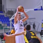 III liga koszykarzy: AZS Politechnika Kielce - Regis Wieliczka / Maciej Wadowski / Radio Kielce