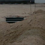 Podczas remontu posadzki w bazylice na Świętym Krzyżu archeologowie odkryli ślady trzech świątyń / Krzysztof Żołądek / Radio Kielce