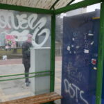 Zdewastowany przystanek przy alei IX Wieków Kielc / Kamil Król / Radio Kielce