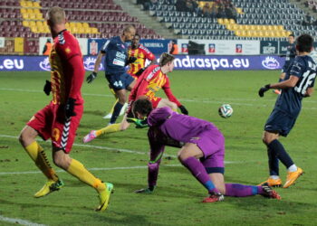 Pogoń Szczecin - Korona Kielce 2:0 (1:0) (6 grudnia 2014) / Krzysztof Żołądek / Radio Kielce