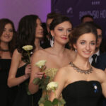 Bal studniówkowy uczniów II LO imienia Jana Śniadeckiego w Kielcach / Kamil Król / Radio Kielce