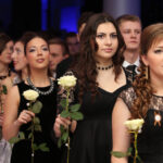 Bal studniówkowy uczniów II LO imienia Jana Śniadeckiego w Kielcach / Kamil Król / Radio Kielce