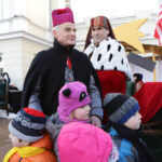 Ulicami Kielc przeszły orszaki królewskie. / Wojciech Habdas / Radio Kielce